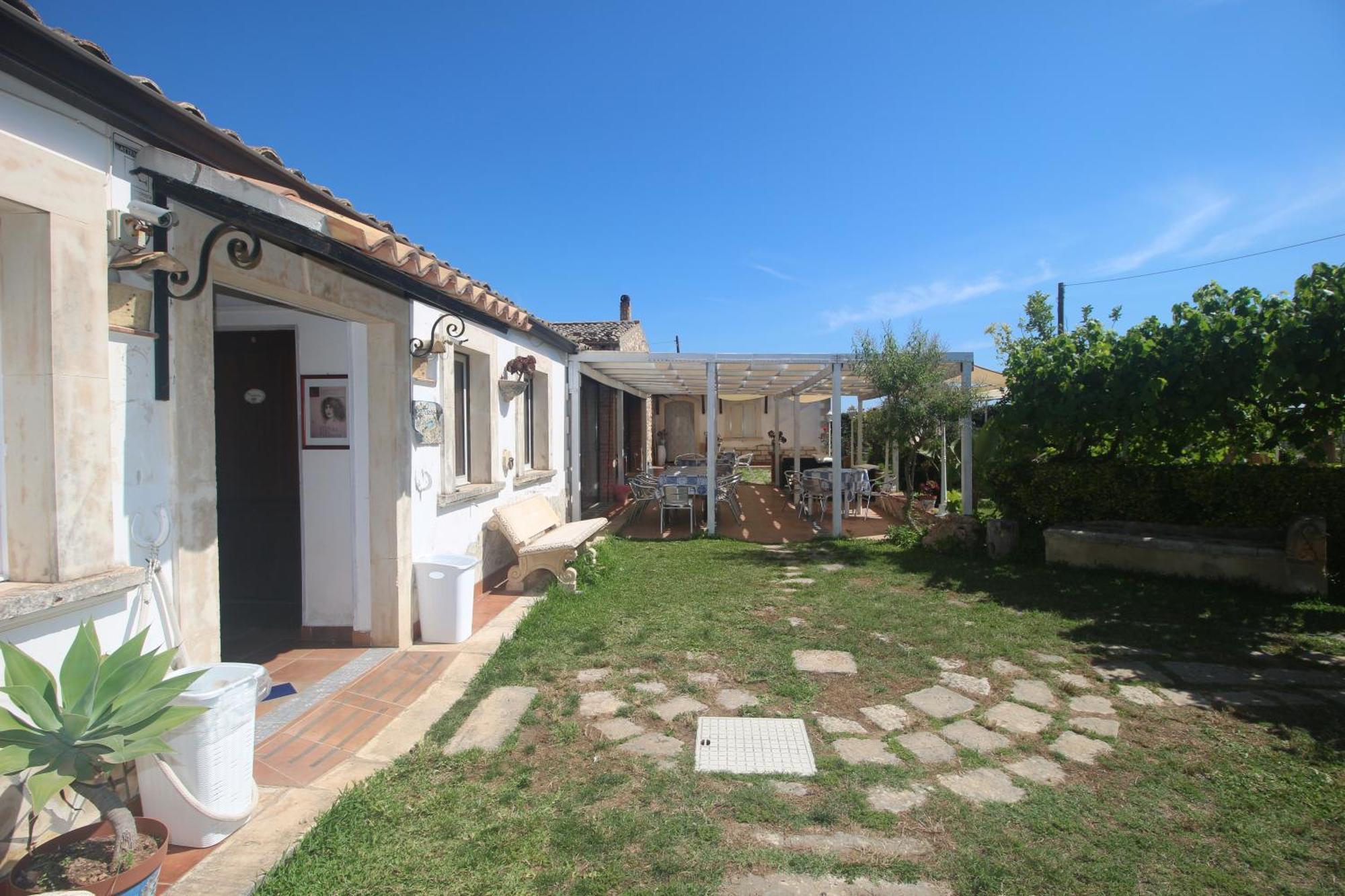 Aranceto Bed & Breakfast 3*